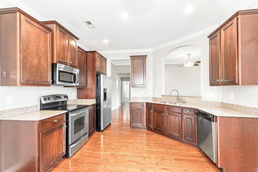 Photo of 191 Mayfield Drive, Goose Creek, SC 29445 (MLS # 26028390)