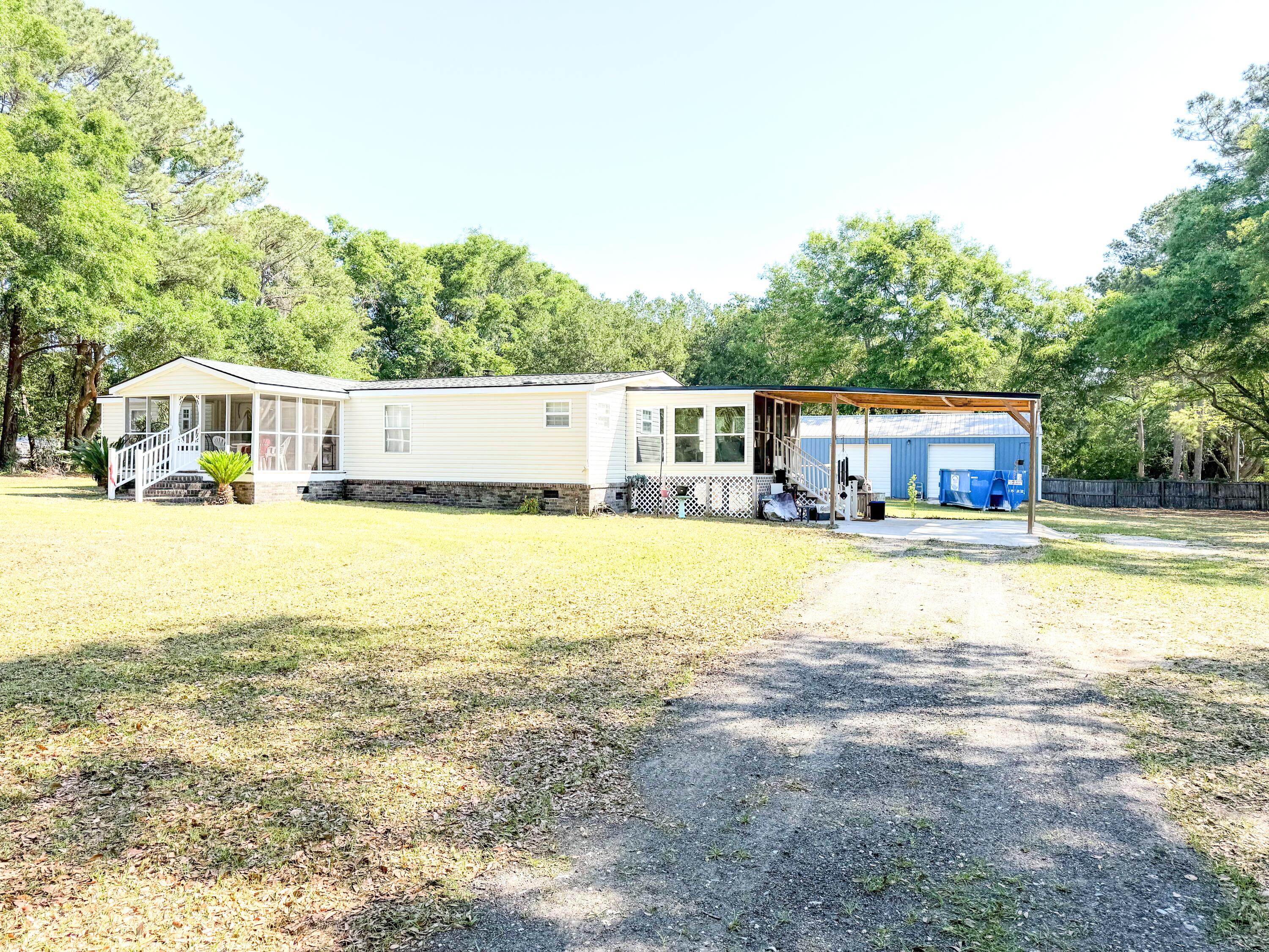 1532 Fox Pond Lane