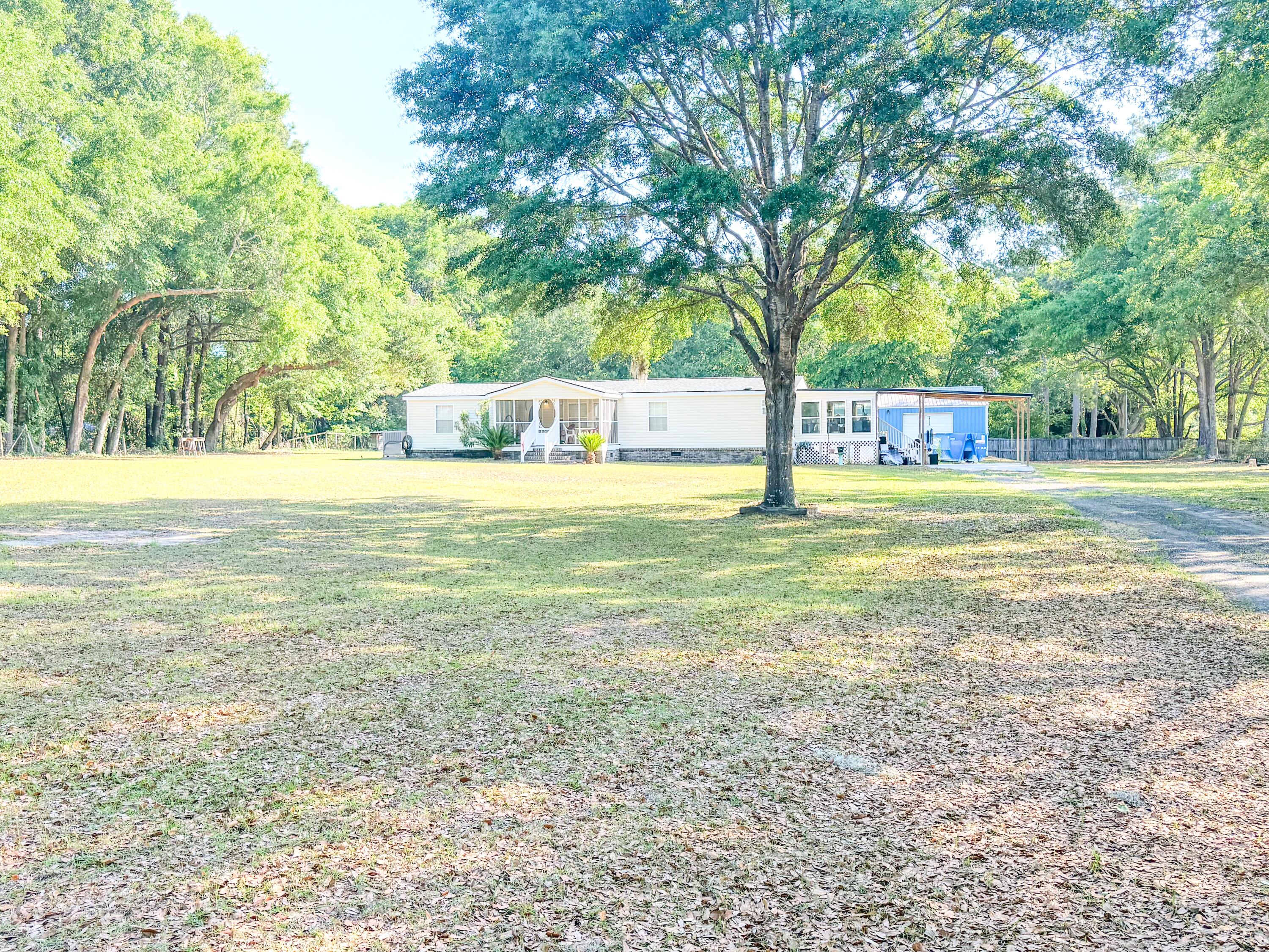 1532 Fox Pond Lane