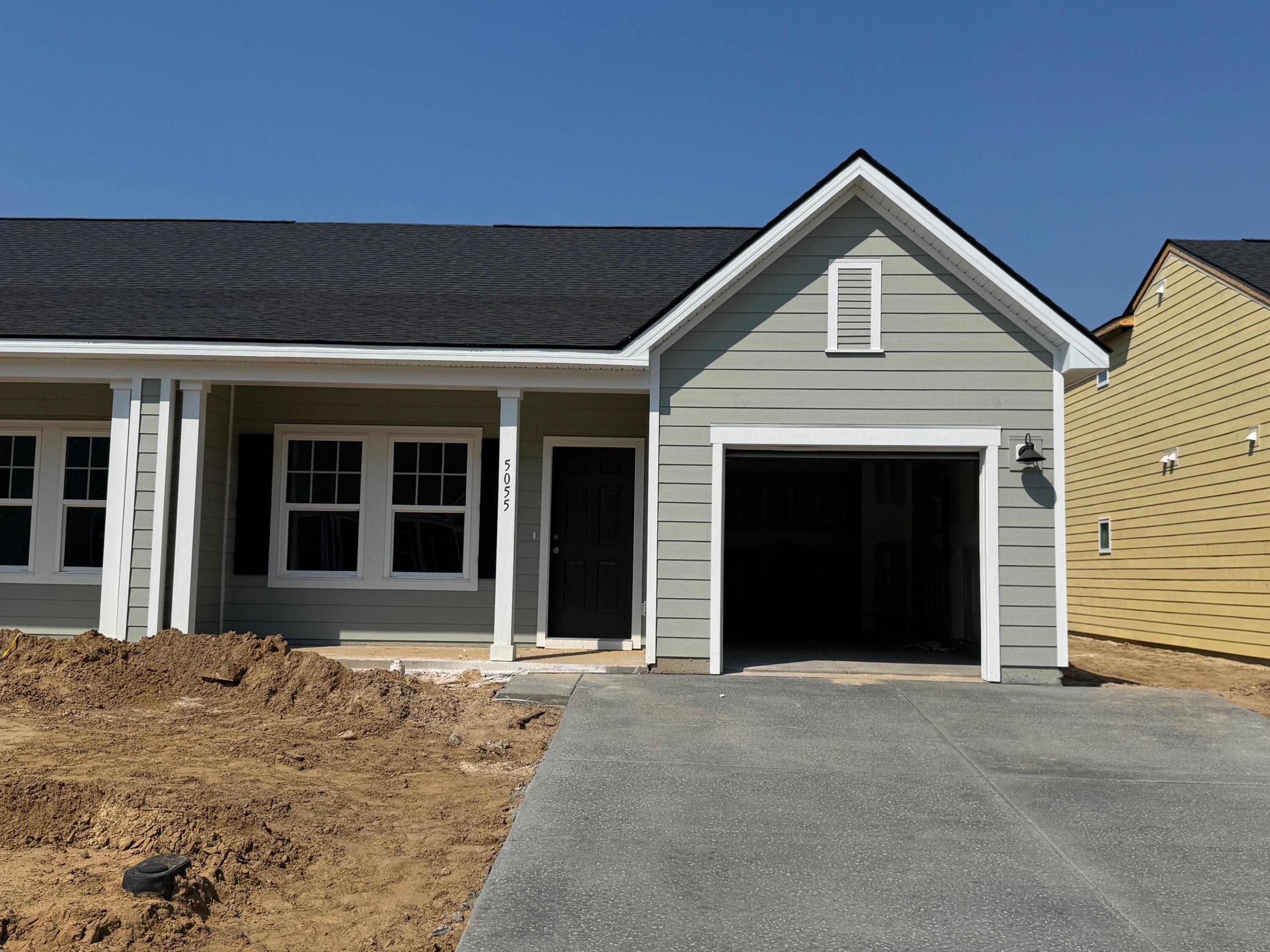 5047 Blackberry Lane