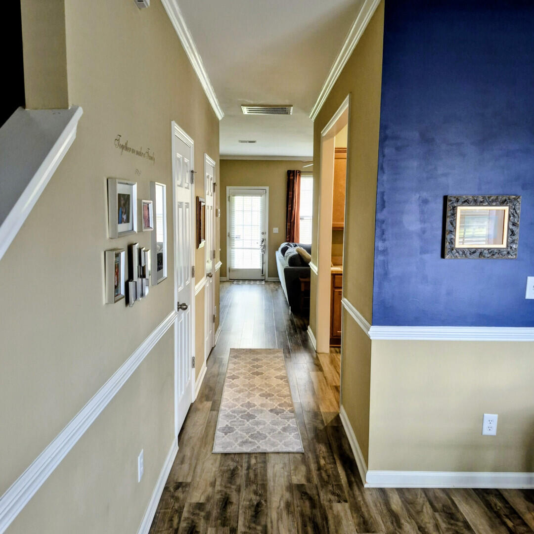 211 Hemingway Circle