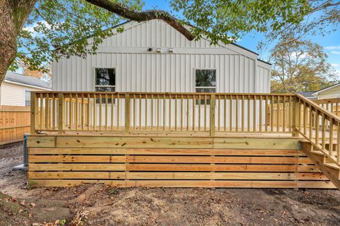 A home in North Charleston