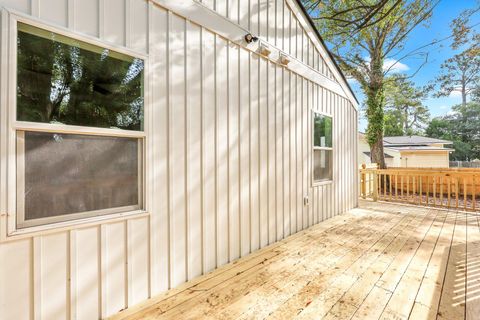 A home in North Charleston