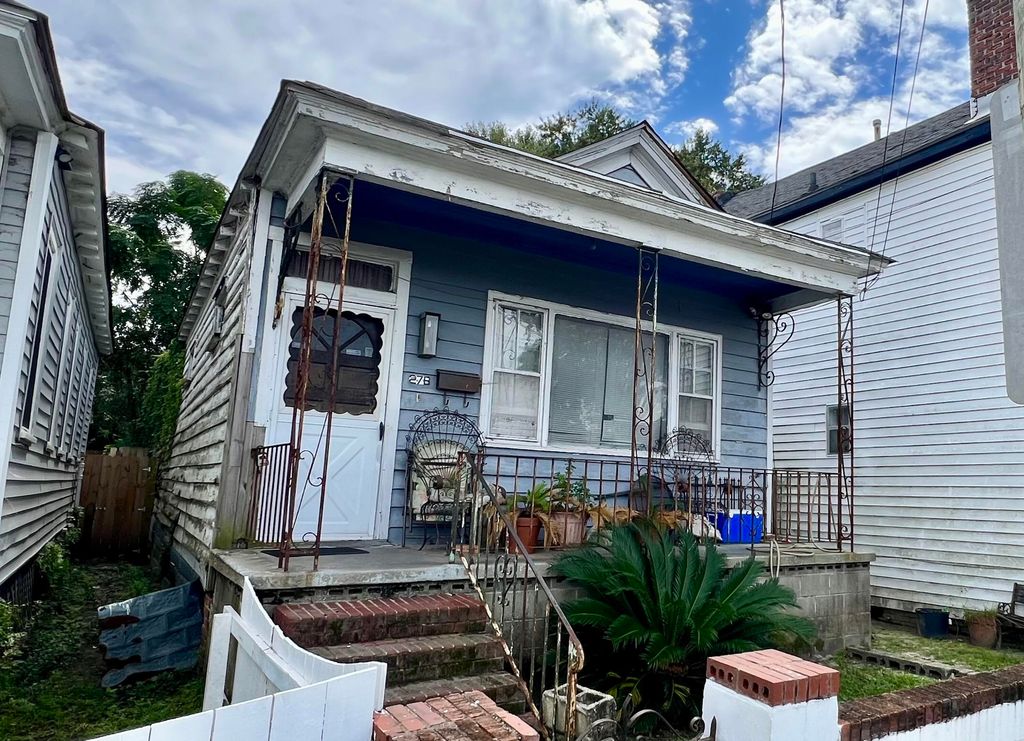 Photo of 27 Allway Street #B, Charleston, SC 29403 (MLS # 25026341)