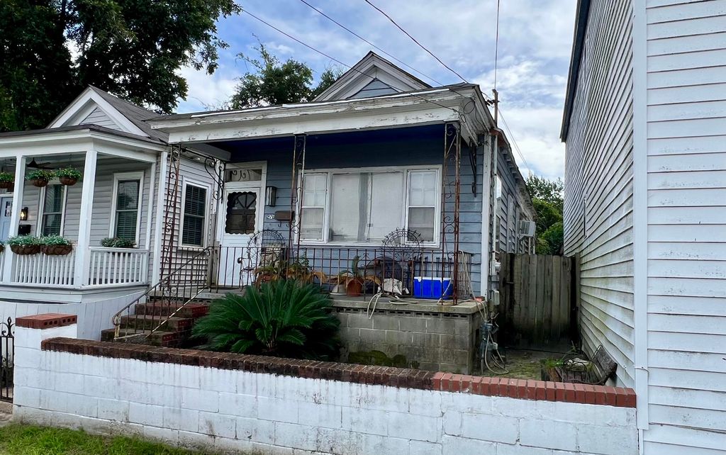 Photo of 27 Allway Street #B, Charleston, SC 29403 (MLS # 25026341)