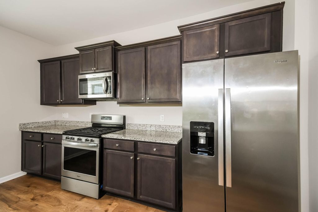 Photo of 402 Bering Lane, Summerville, SC 29486 (MLS # 26018213)