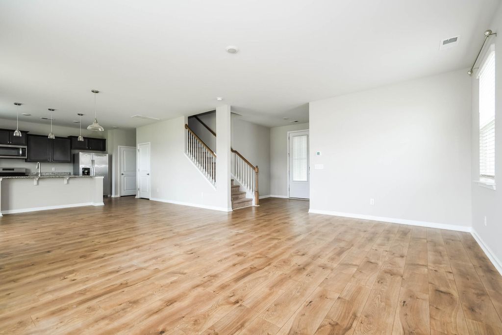 Photo of 402 Bering Lane, Summerville, SC 29486 (MLS # 26018213)