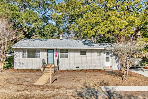 822 Rogers Lane Mount Pleasant SC 29464