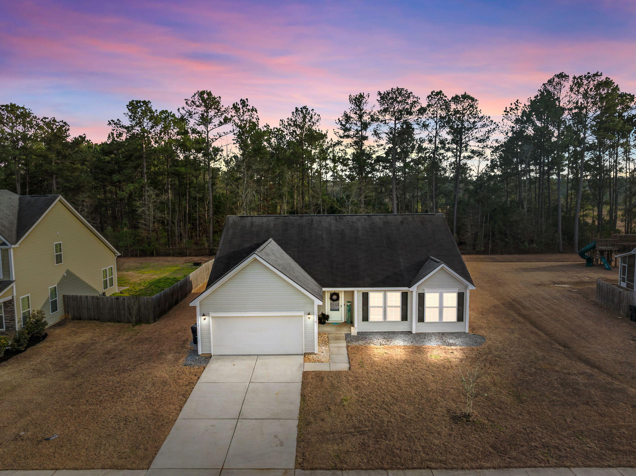 2010 Triple Crown Lane