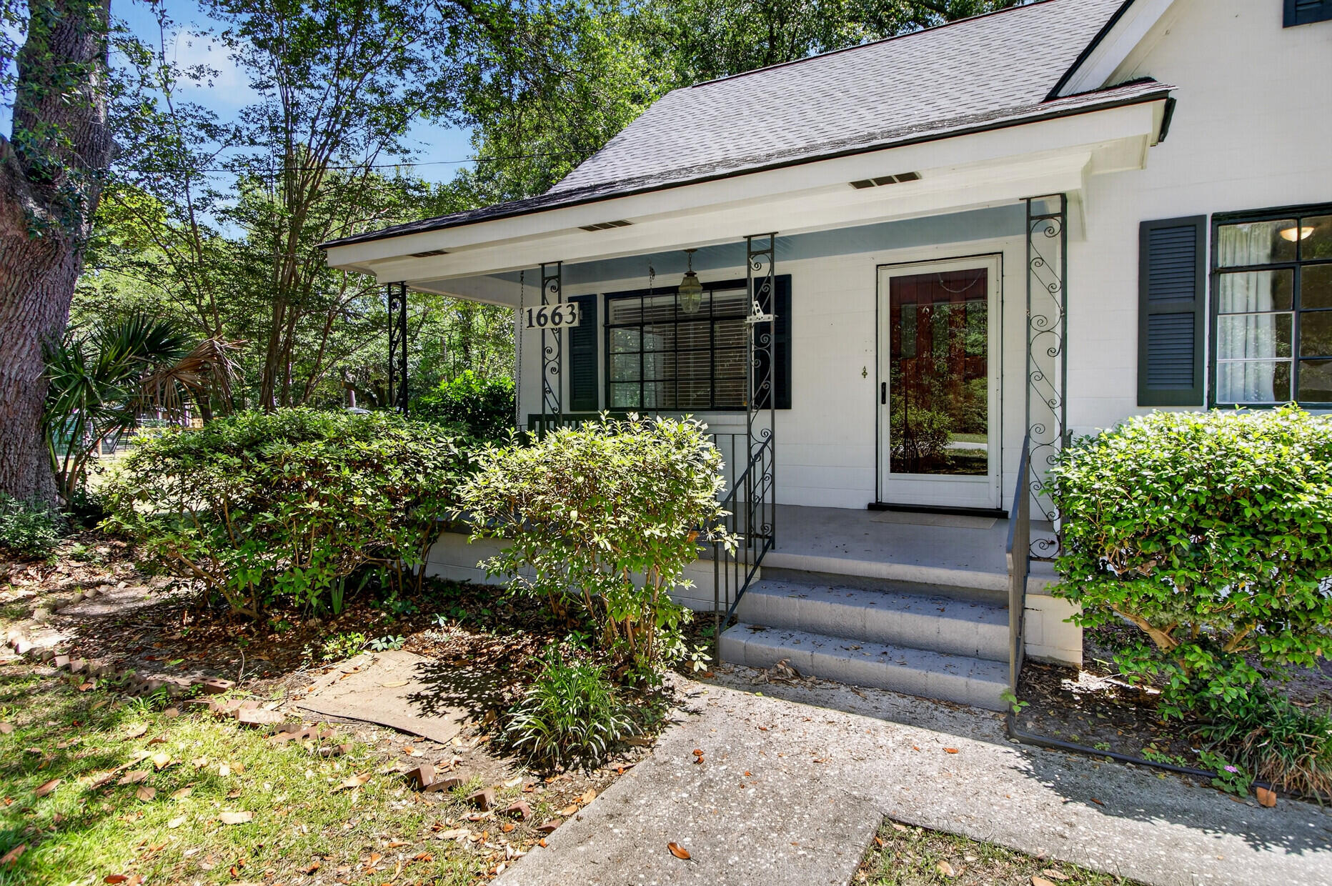1663 Pinckney Park Drive
