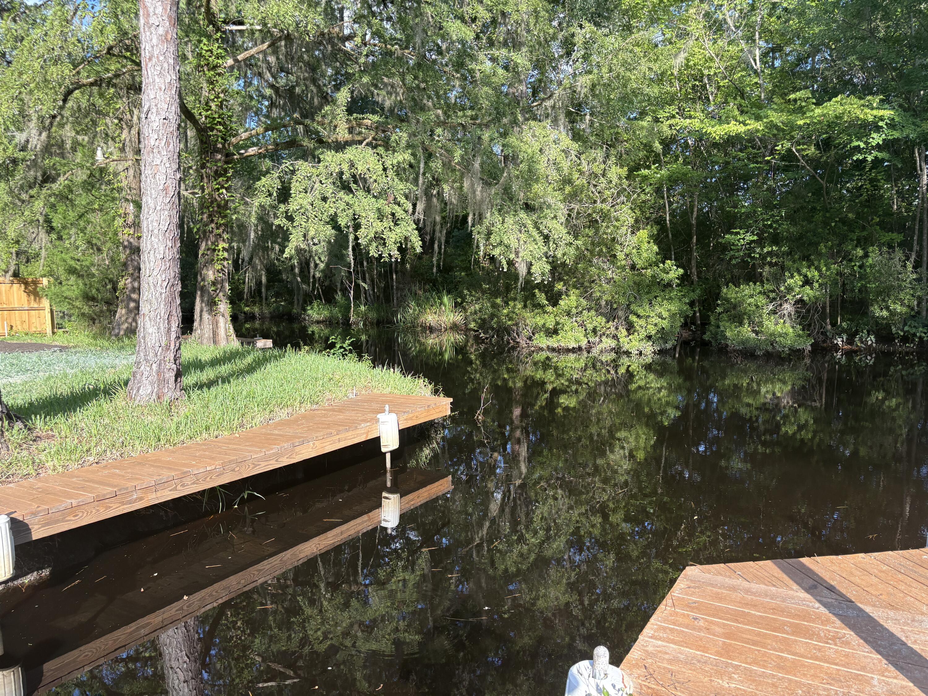 3323 Prices Bridge Lane