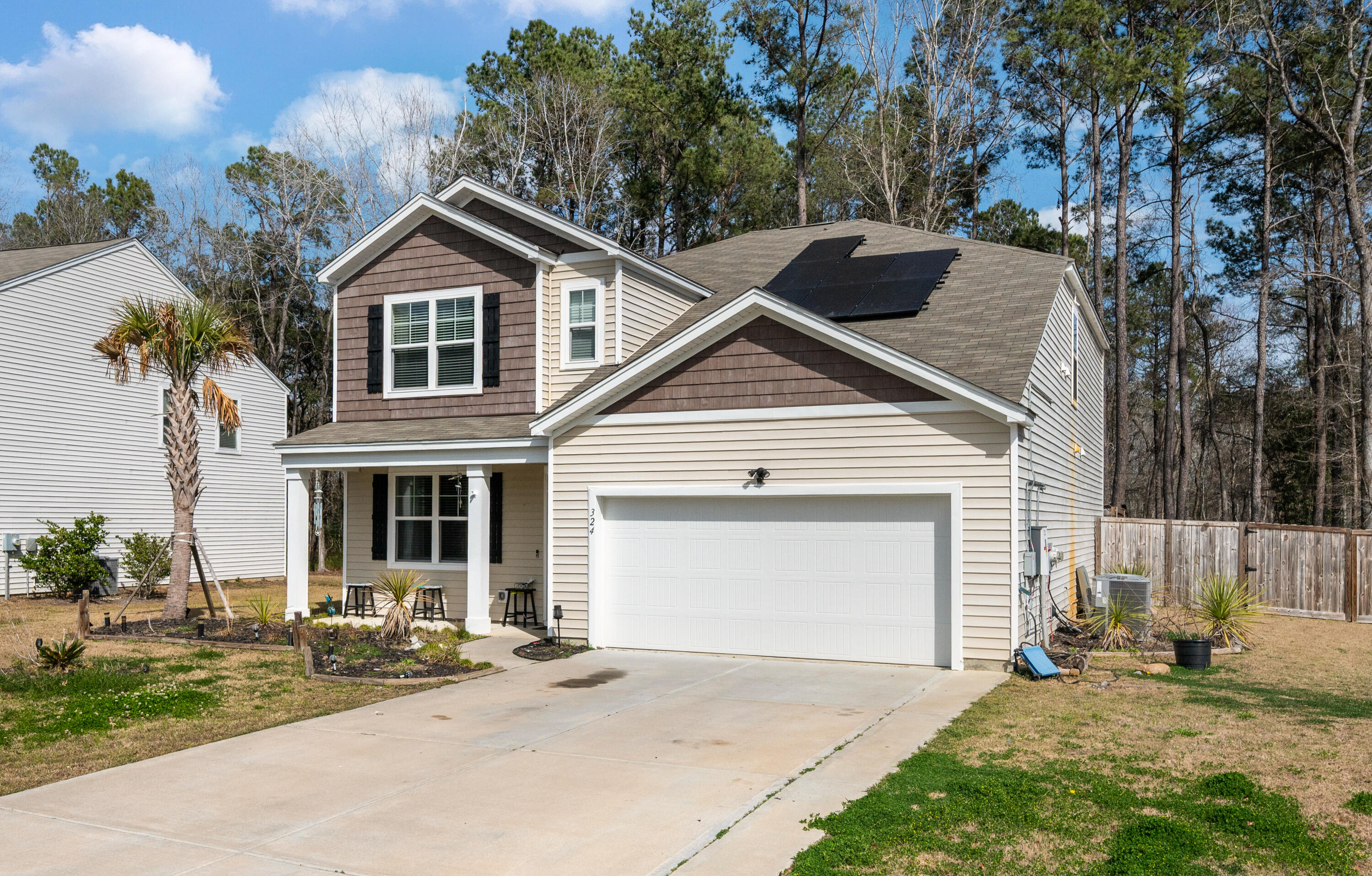 324 Spruce Ivy Street
