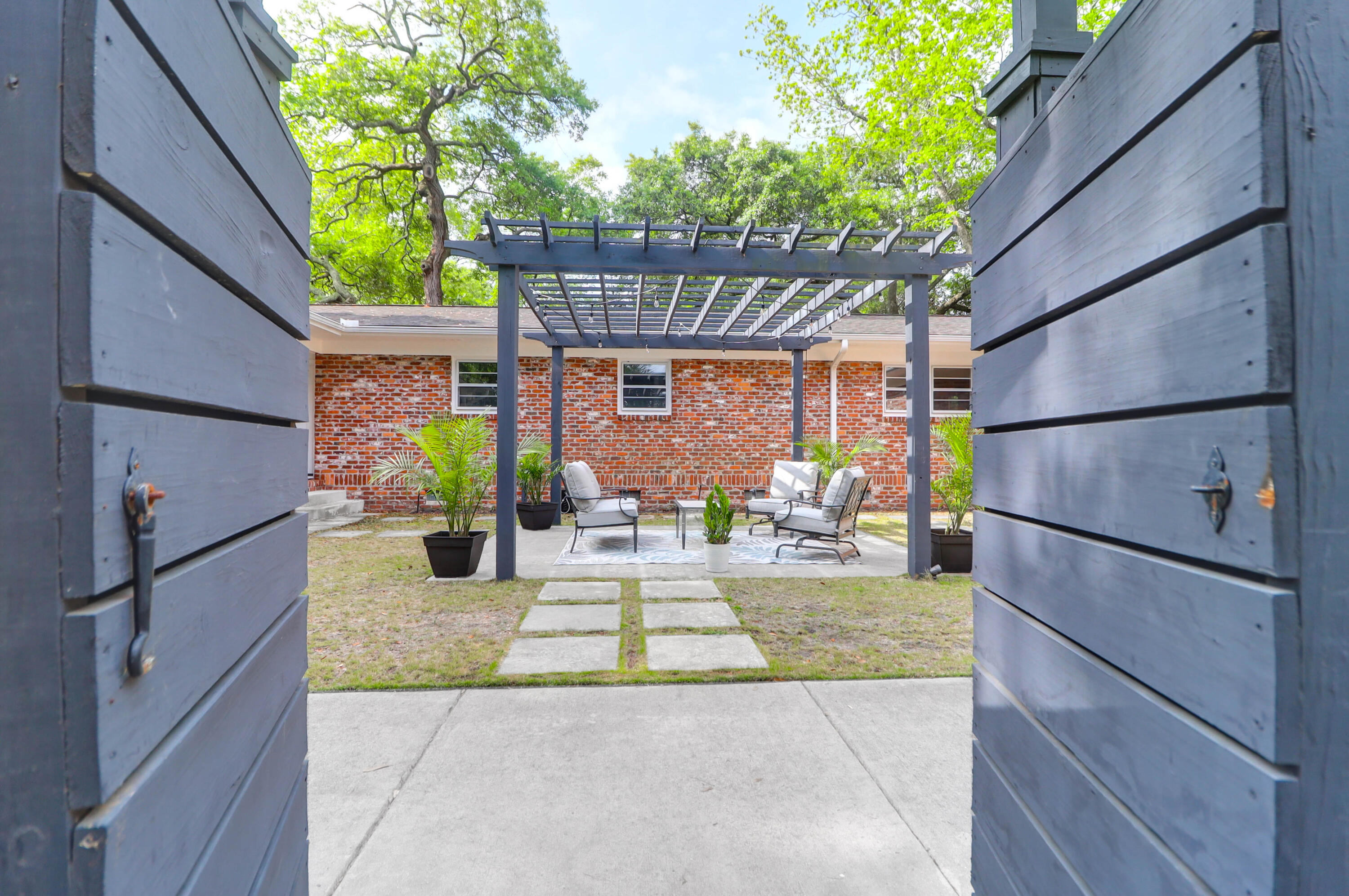 1251 Charlestowne Drive