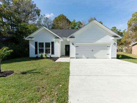 A home in Goose Creek