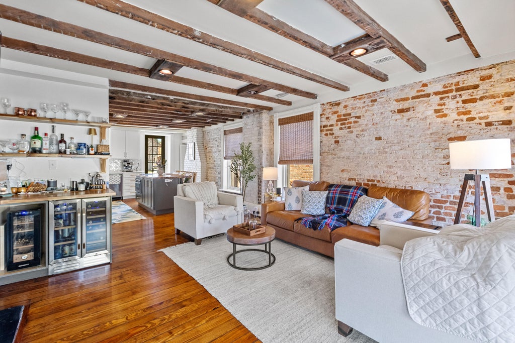 Photo of 53 Broad Street, Charleston, SC 29401 (MLS # 26024754)