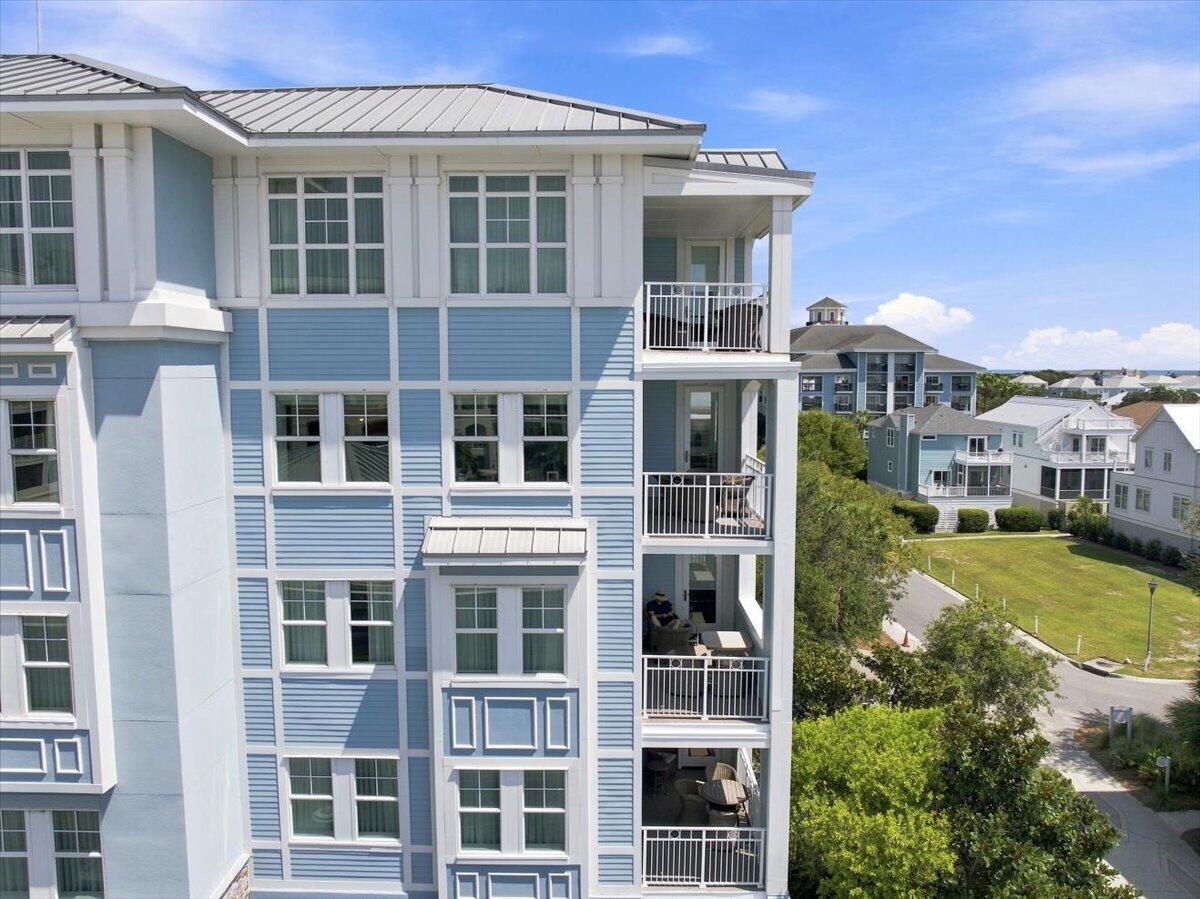 5802 Palmetto Drive Unit B-401/403