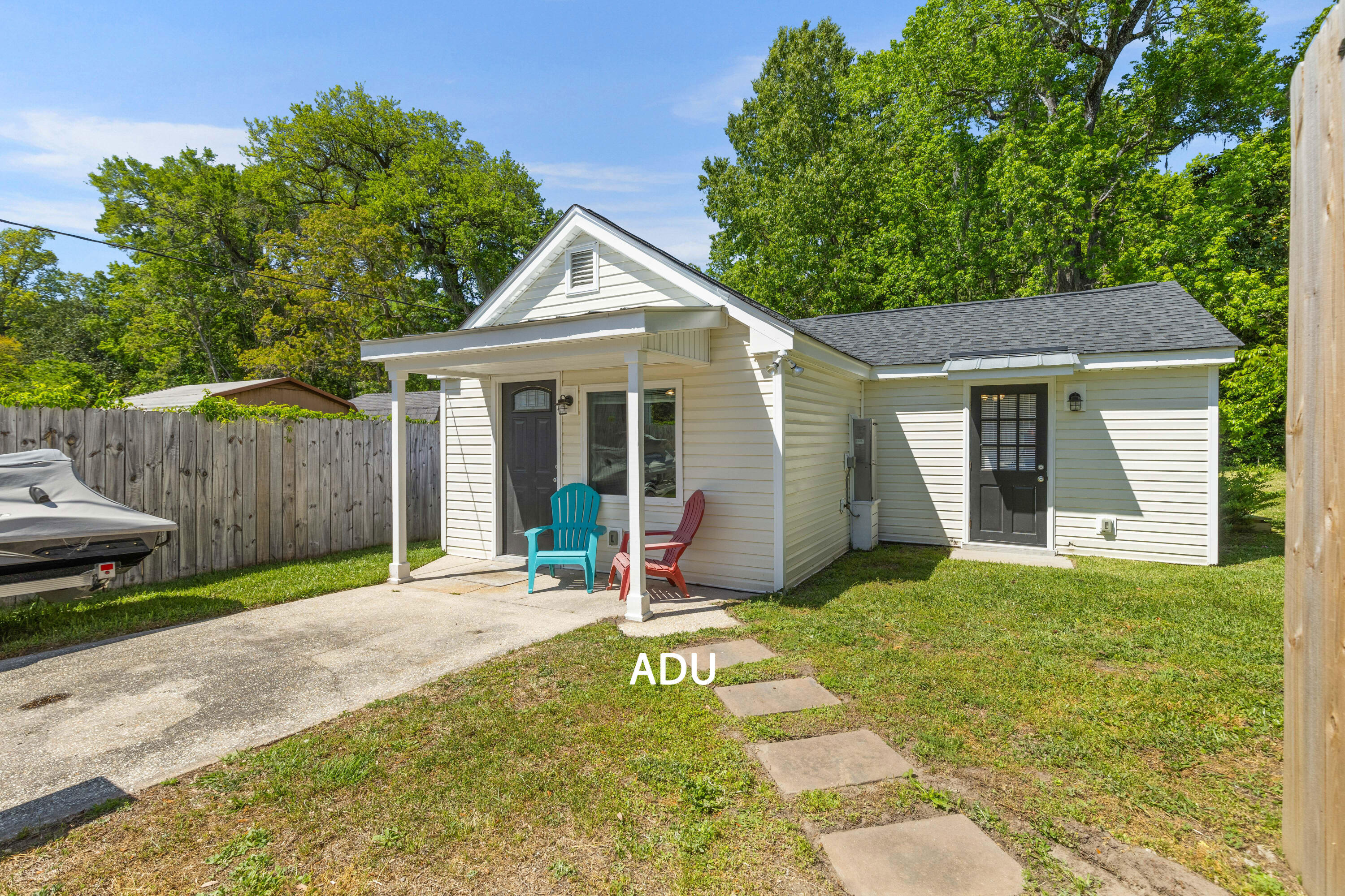 1324 Maxwell Street