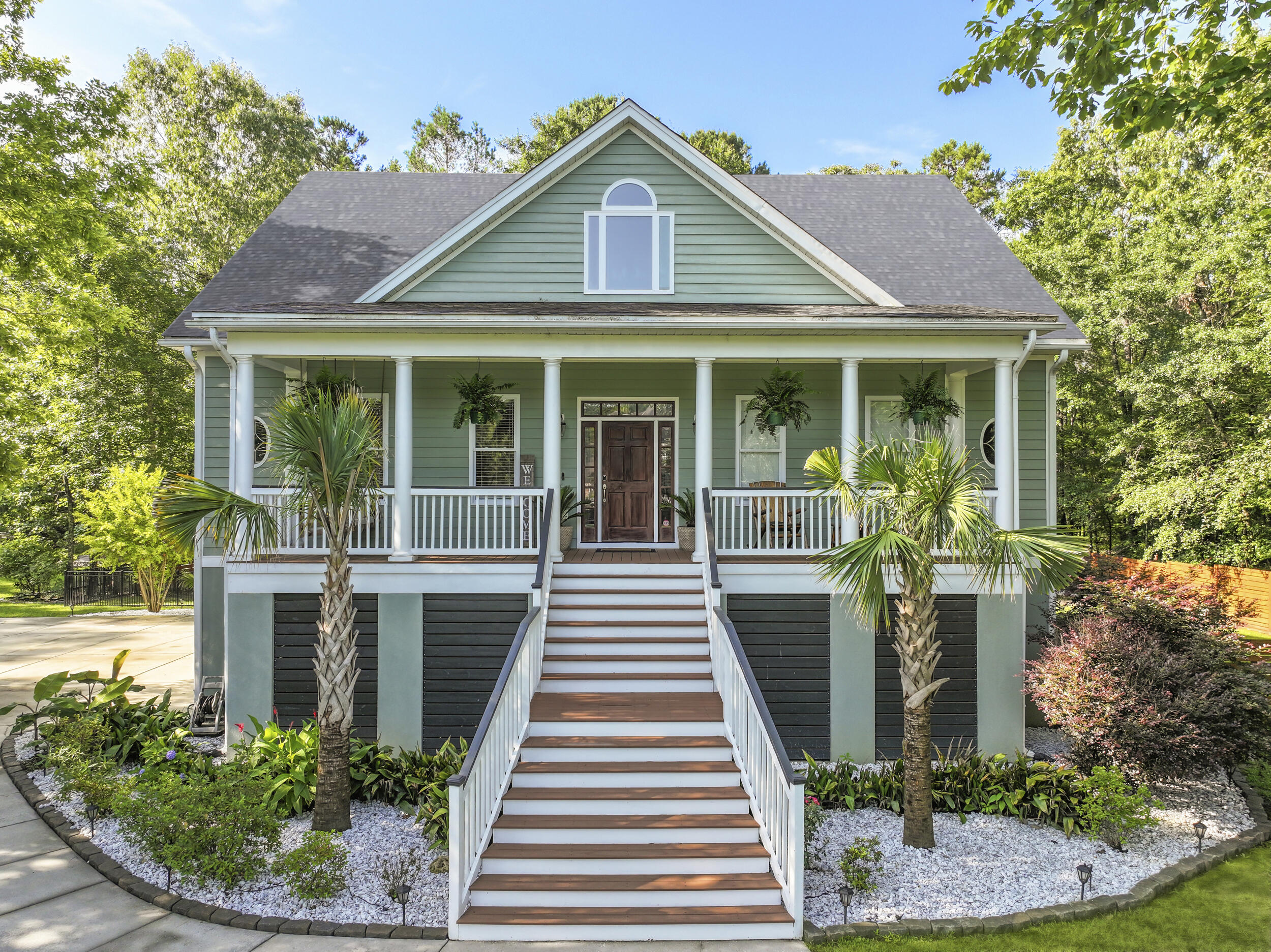 800 Enclave Terrace
