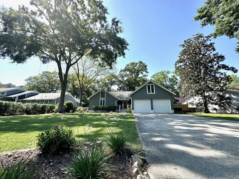 A home in Mount Pleasant