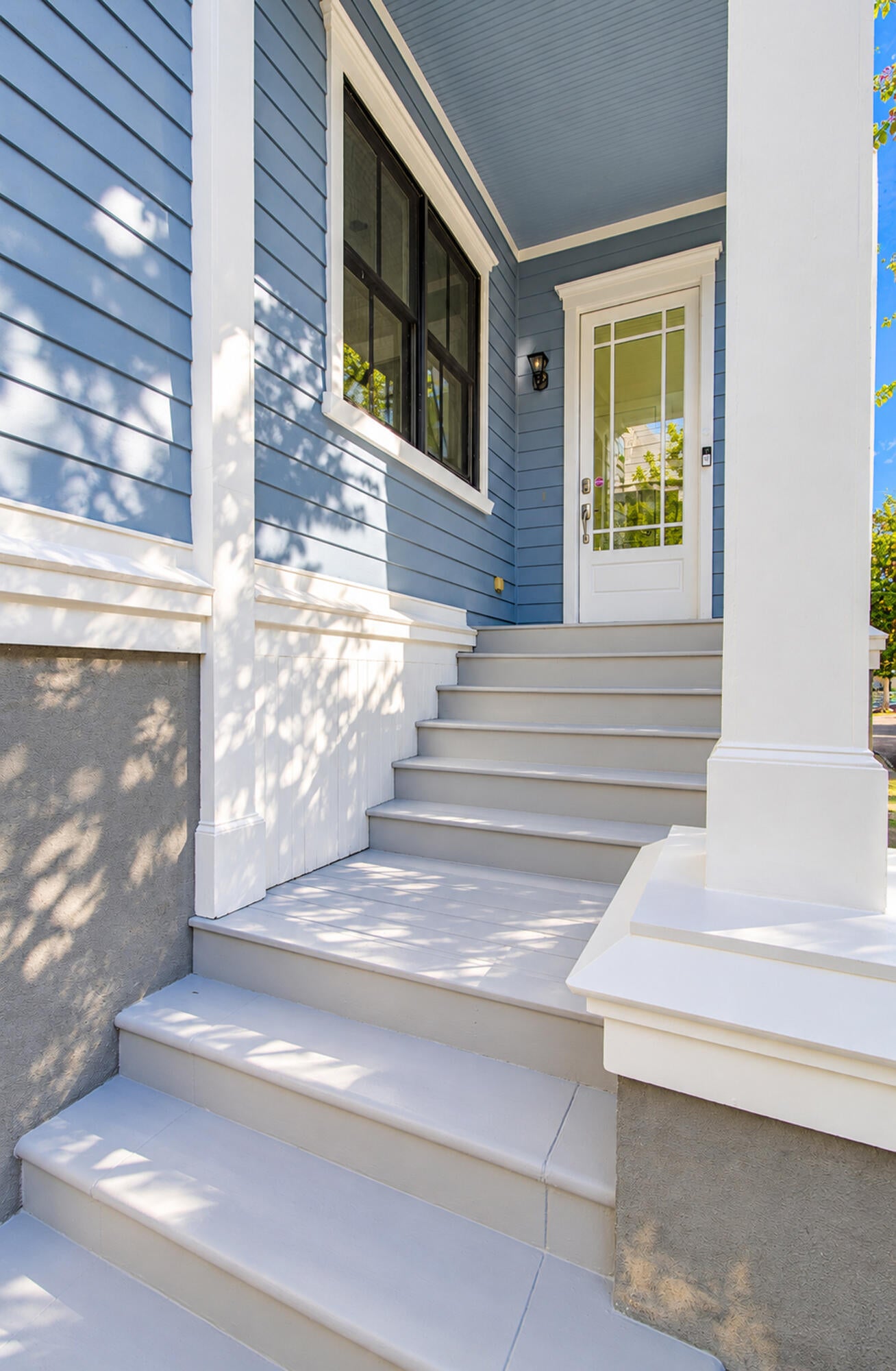 18 Corinne Street