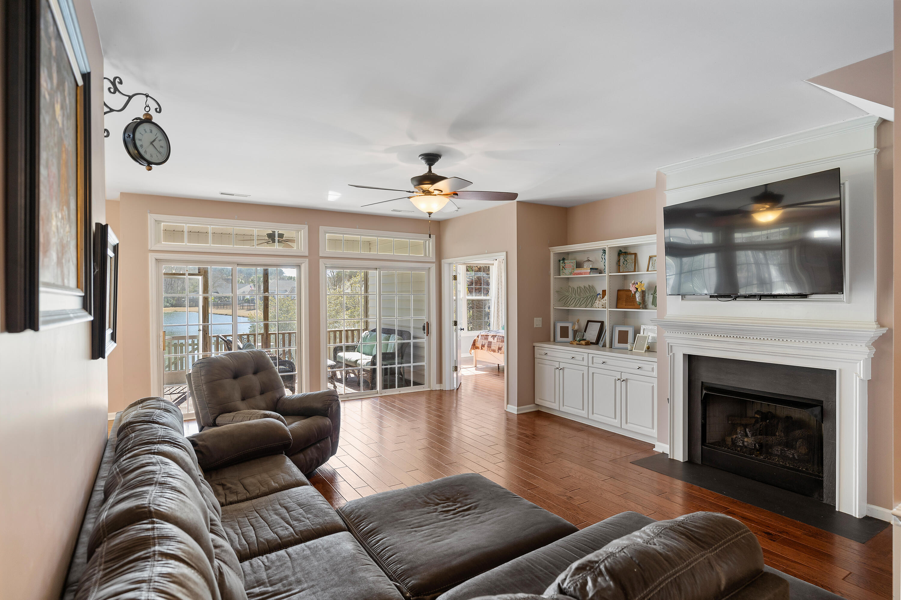 1608 Jorrington Street