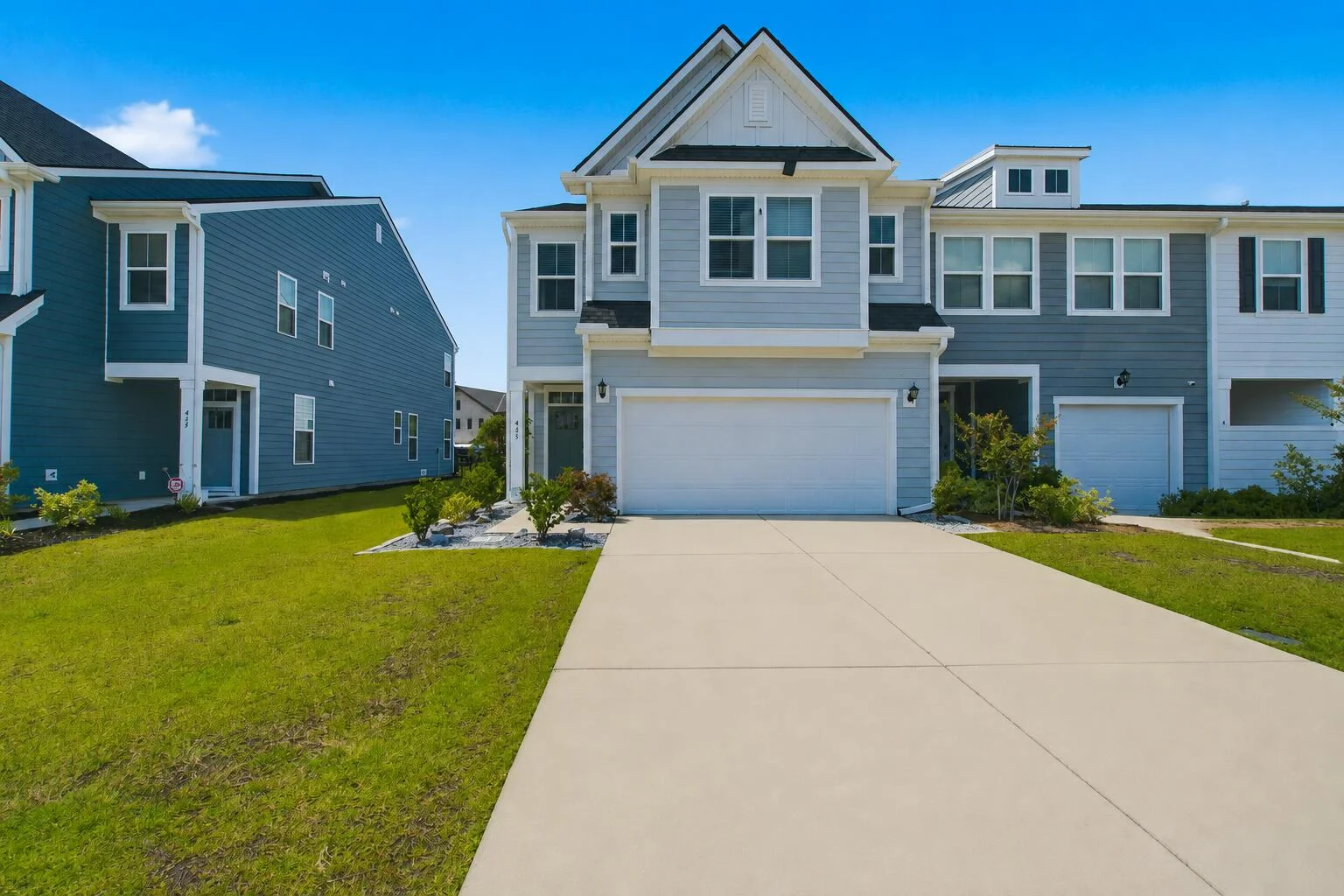 445 Trotters Lane