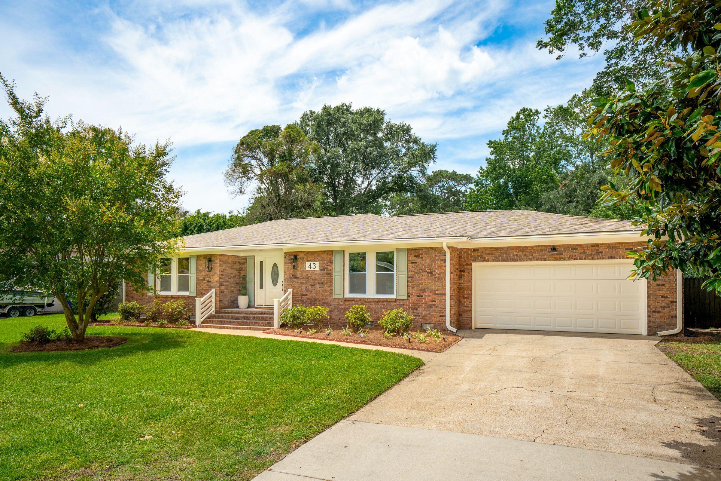 43 Heathwood Drive