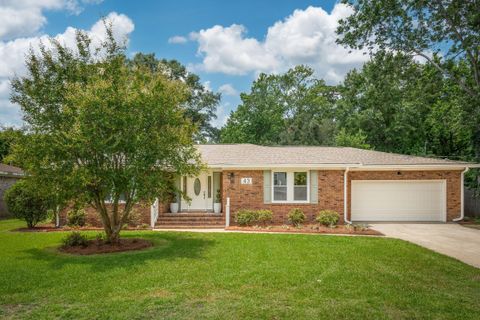 Photo of 43 Heathwood Drive, Charleston, SC 29407 (MLS # 25017429)