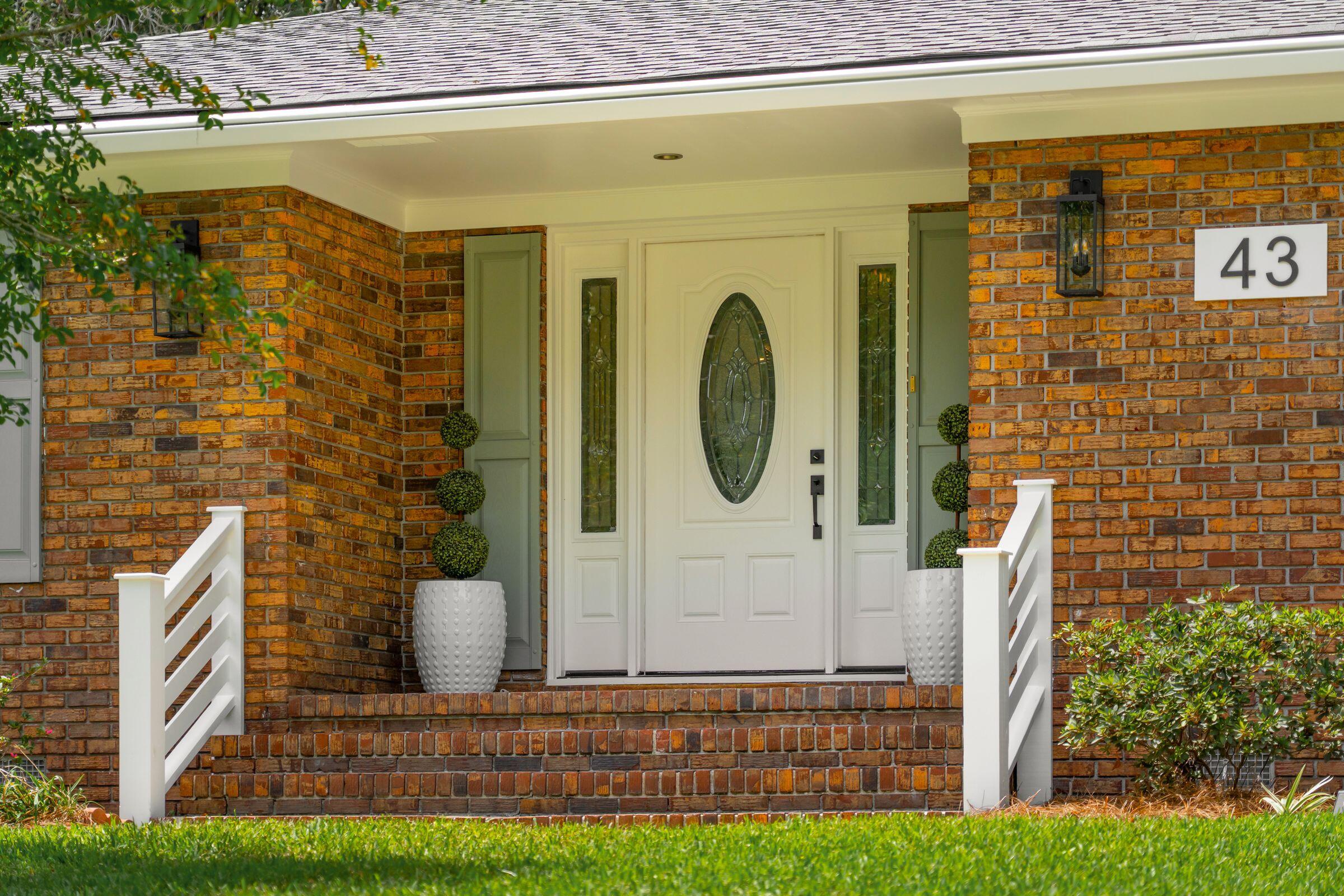 43 Heathwood Drive