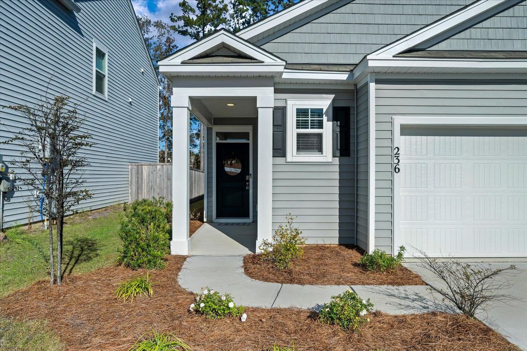 Photo of 236 Sweet Cherry Lane, Summerville, SC 29486 (MLS # 25030298)