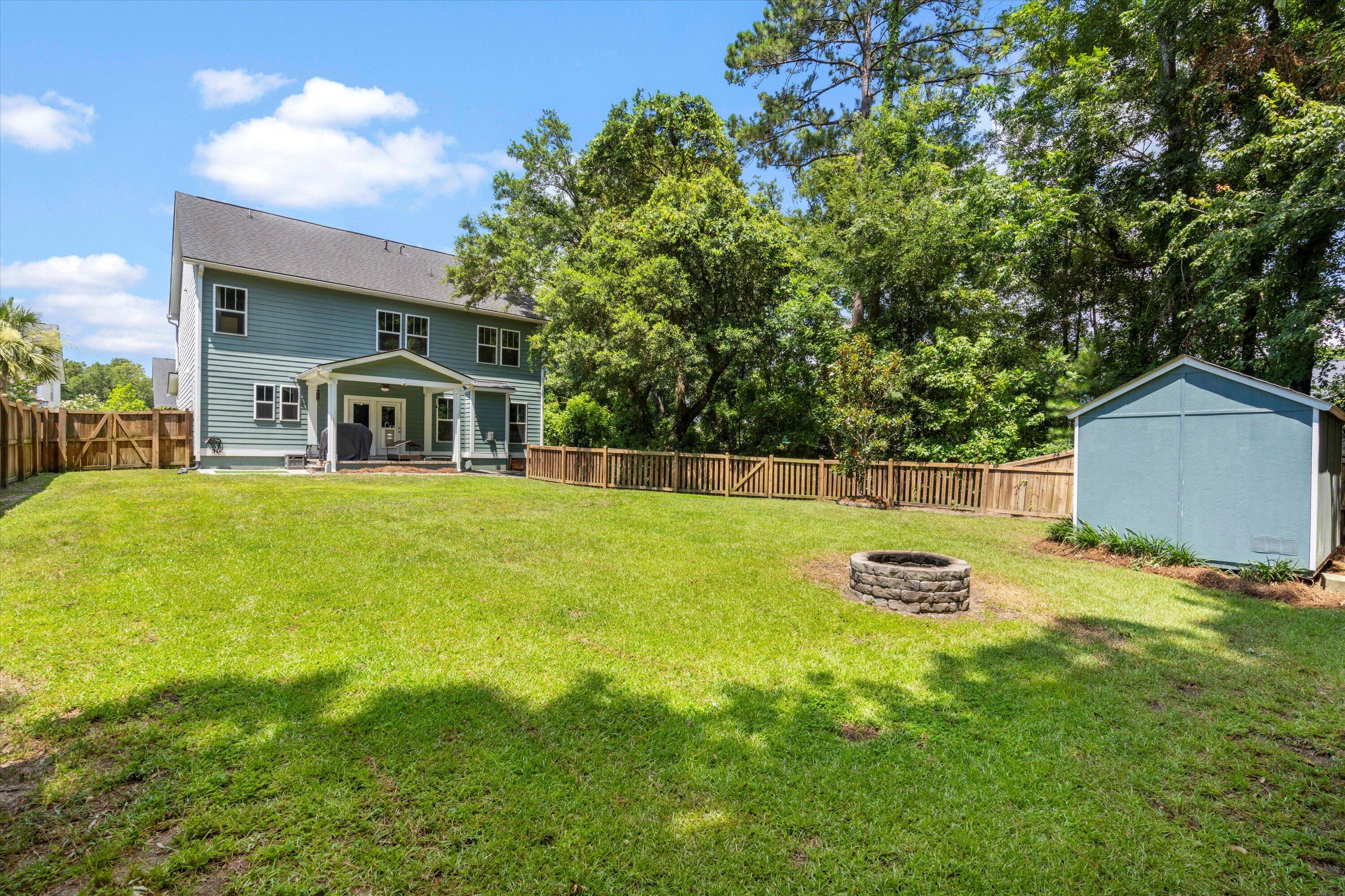 1300 Enfield Lane