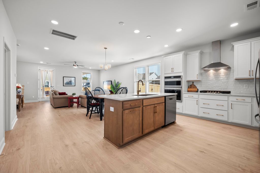 Photo of 519 Eagleview Drive, Moncks Corner, SC 29461 (MLS # 25031077)