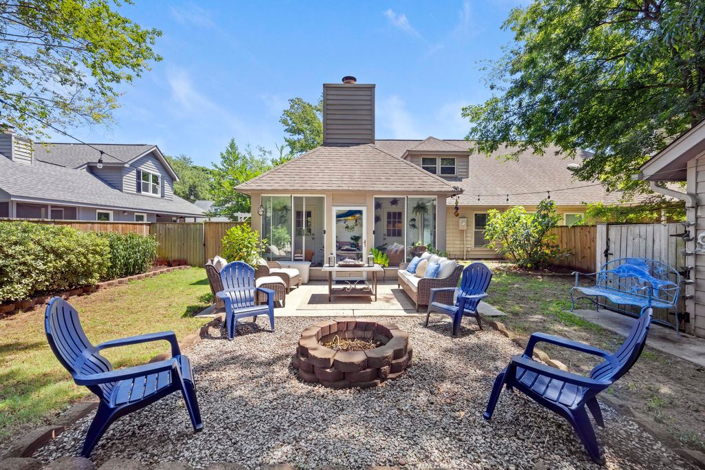 Photo of 1489 Kinloch Lane, Mount Pleasant, SC 29464 (MLS # 25021181)