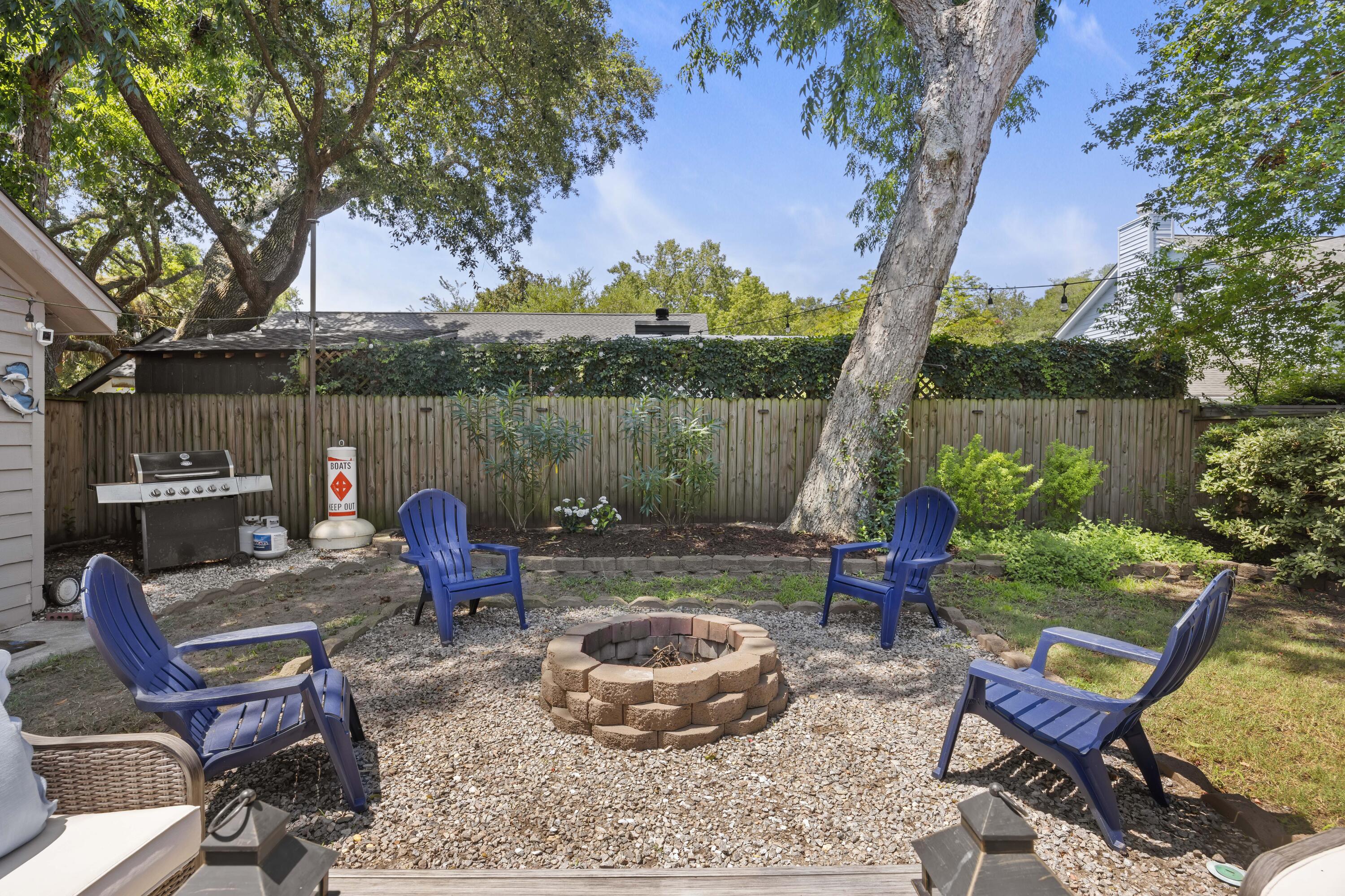 1489 Kinloch Lane