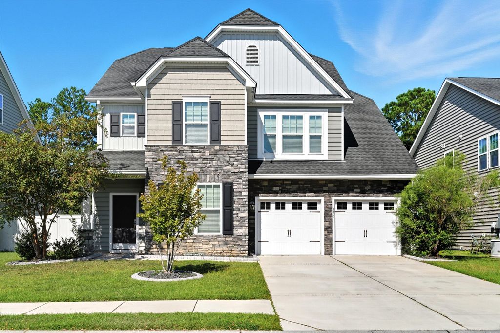 Photo of 322 Bracken Fern Road, Moncks Corner, SC 29461 (MLS # 25025270)