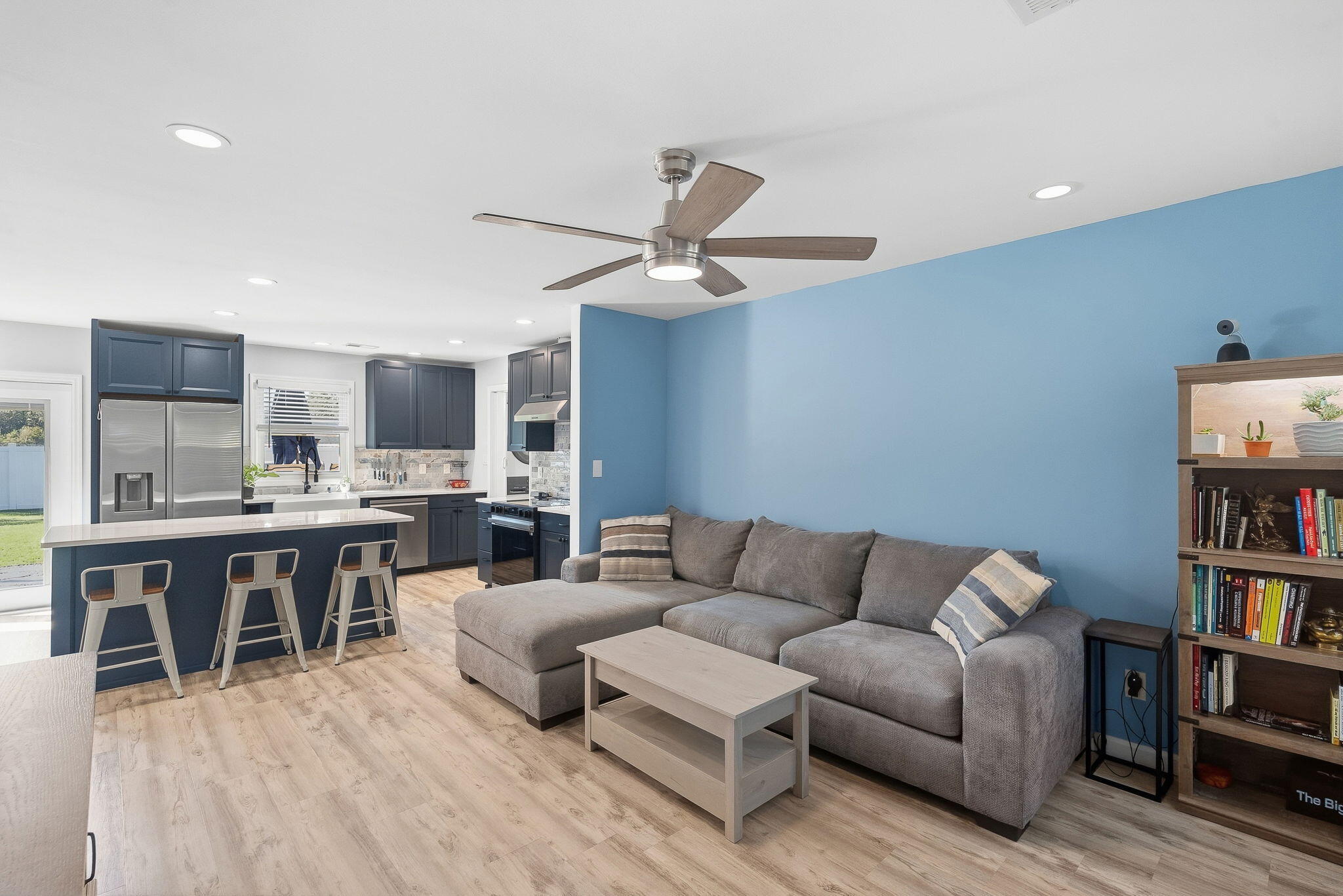 103 E Gustave Court