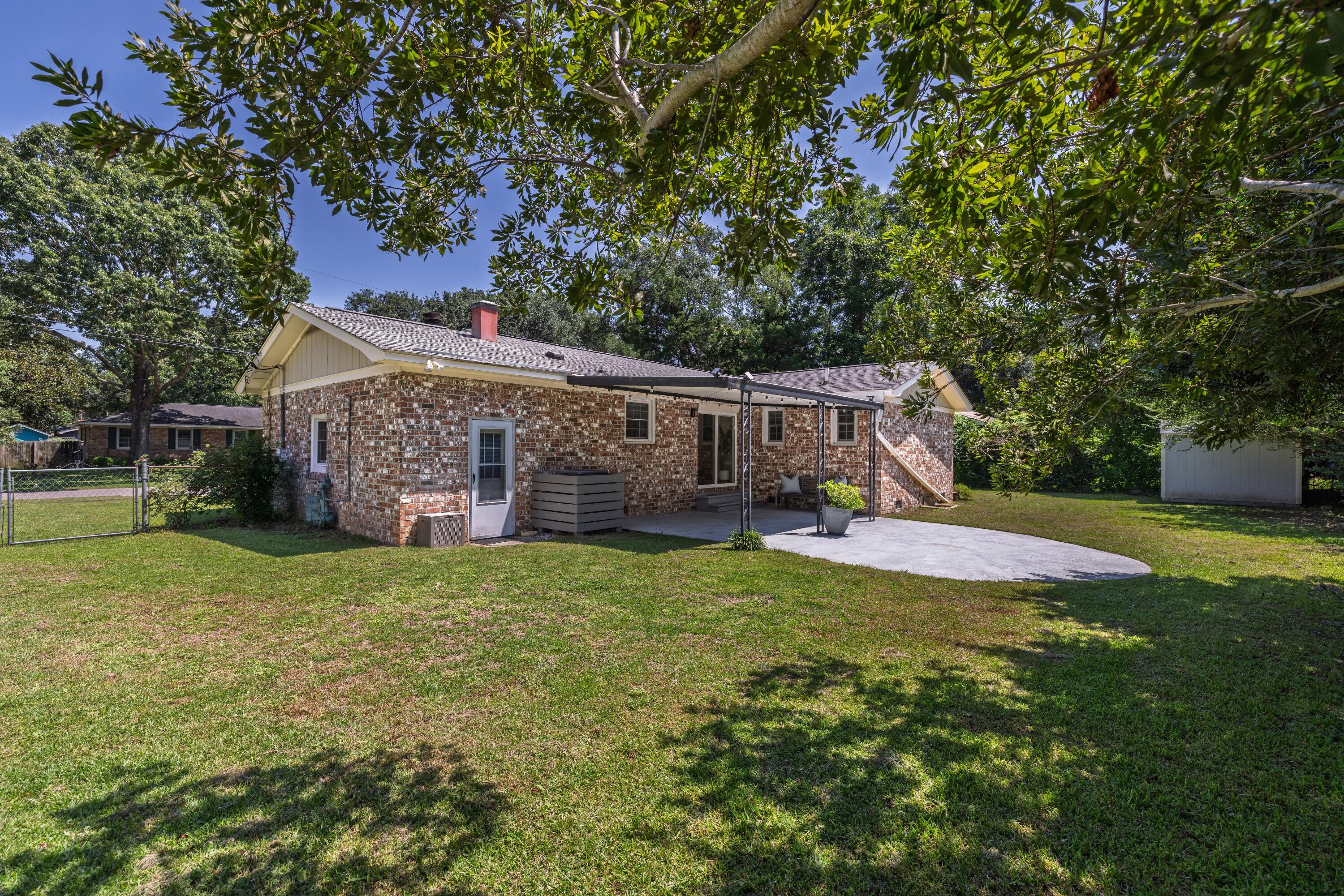 1319 Hampshire Road