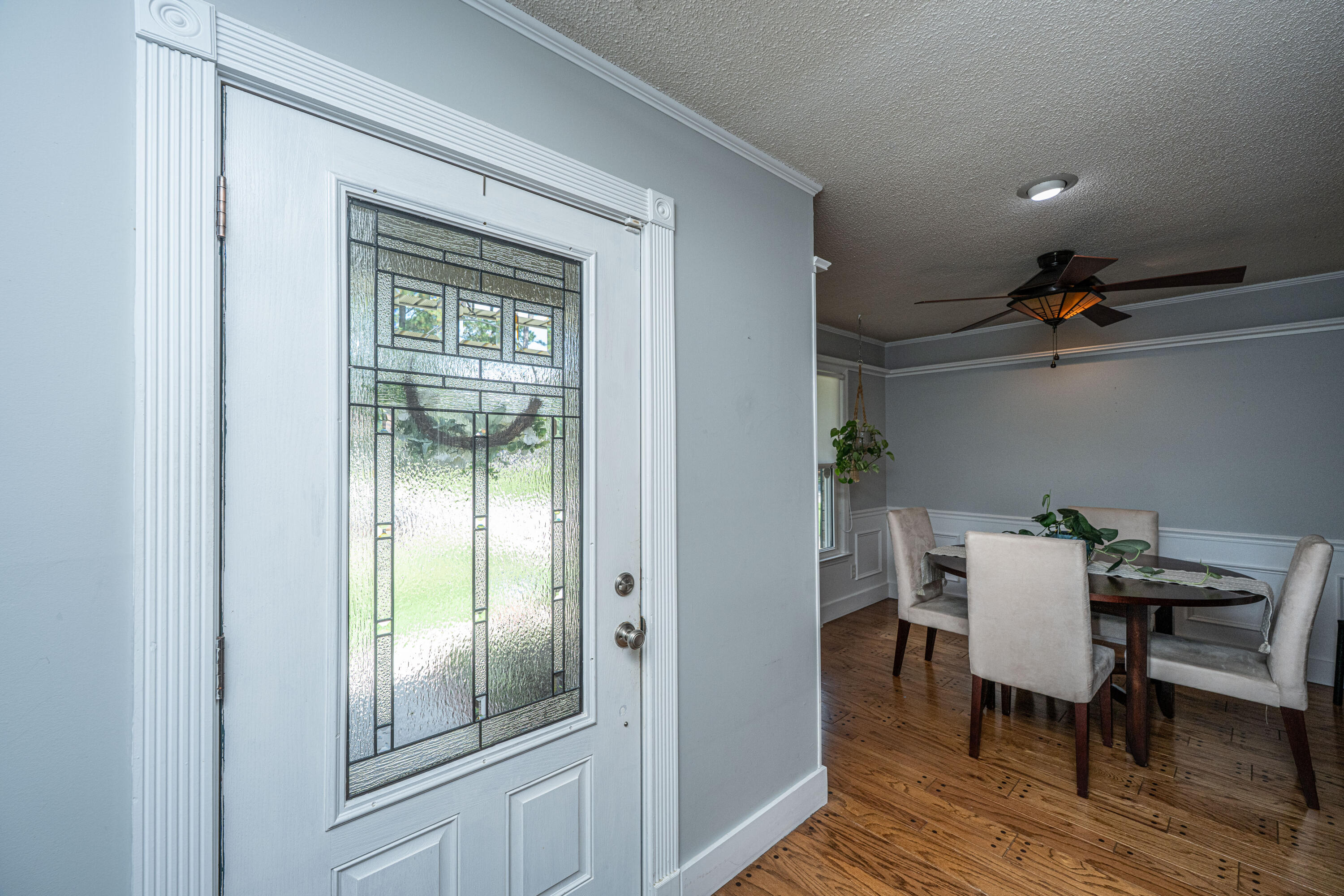 320 Chessington Circle