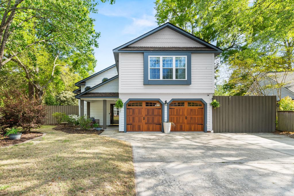Photo of 102 Tea Olive Court, Summerville, SC 29485 (MLS # 26009213)