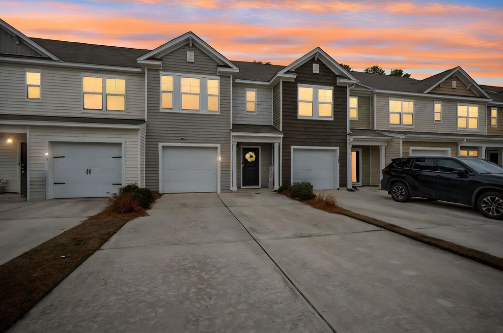 Photo of 685 Hilchot Drive, Summerville, SC 29486 (MLS # 26004989)