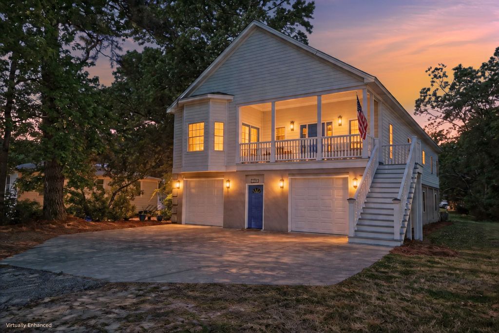 Photo of 731 York Street, Mount Pleasant, SC 29464 (MLS # 26011550)