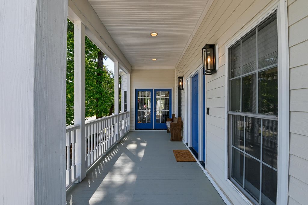 Photo of 731 York Street, Mount Pleasant, SC 29464 (MLS # 26011550)