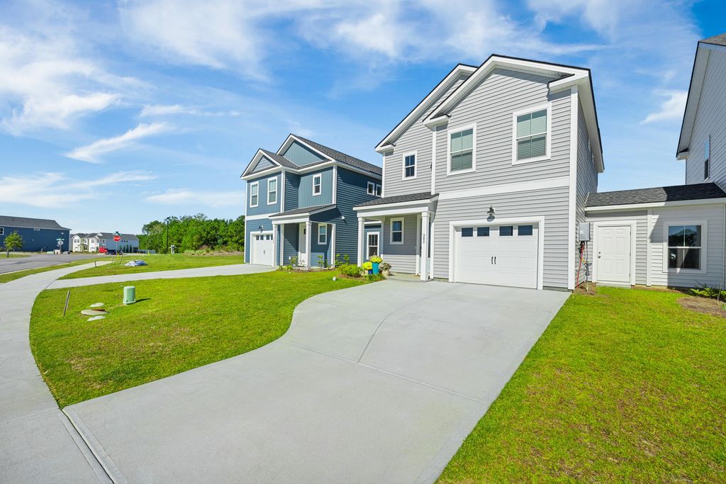 Photo of 302 Chapman Circle, Goose Creek, SC 29445 (MLS # 25028559)