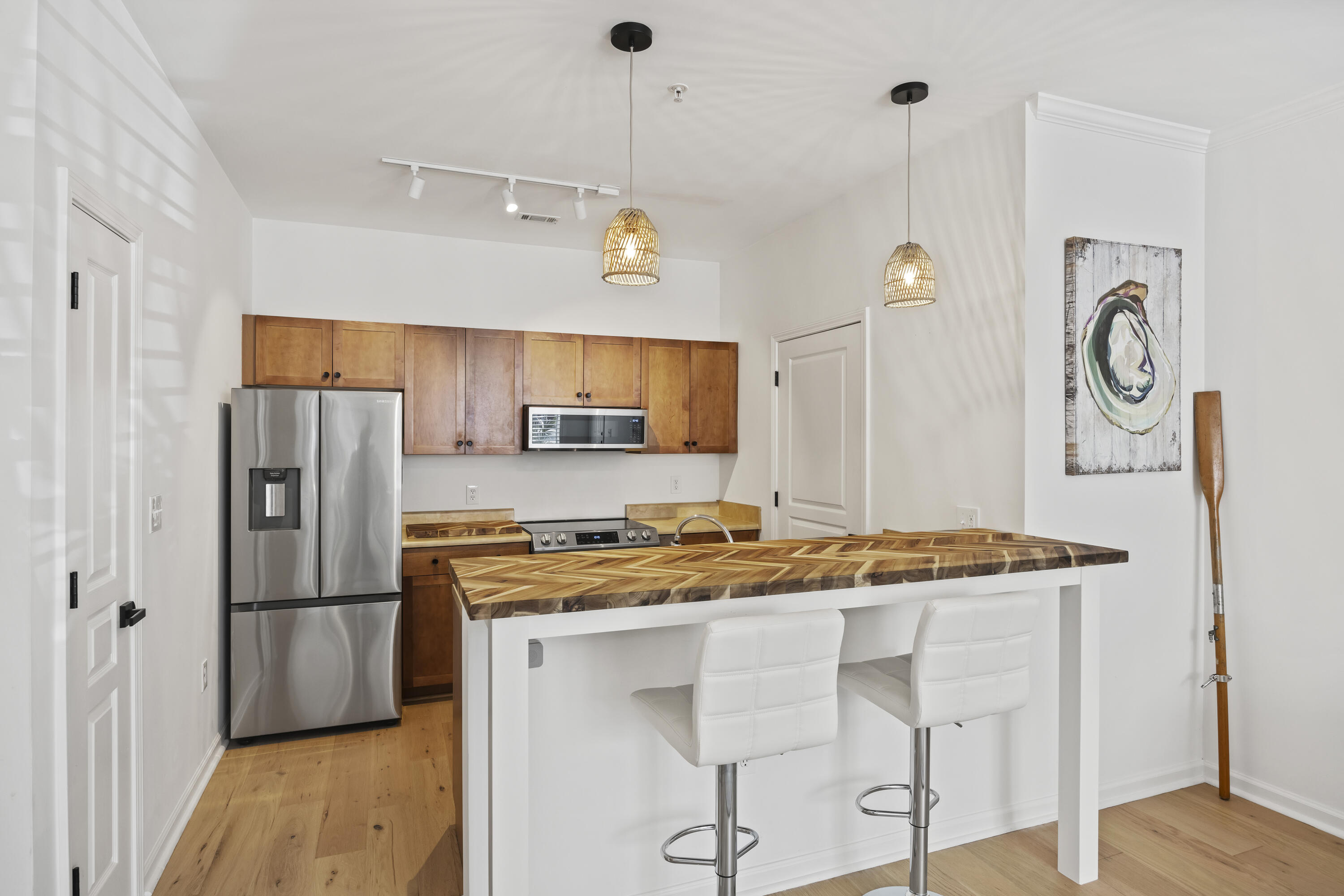 200 Bucksley Lane 105