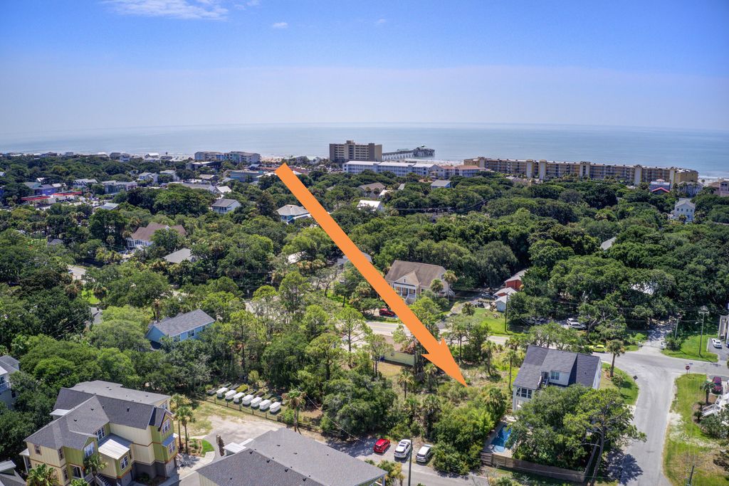 Photo of 208 W Indian Avenue, Folly Beach, SC 29439 (MLS # 25020344)