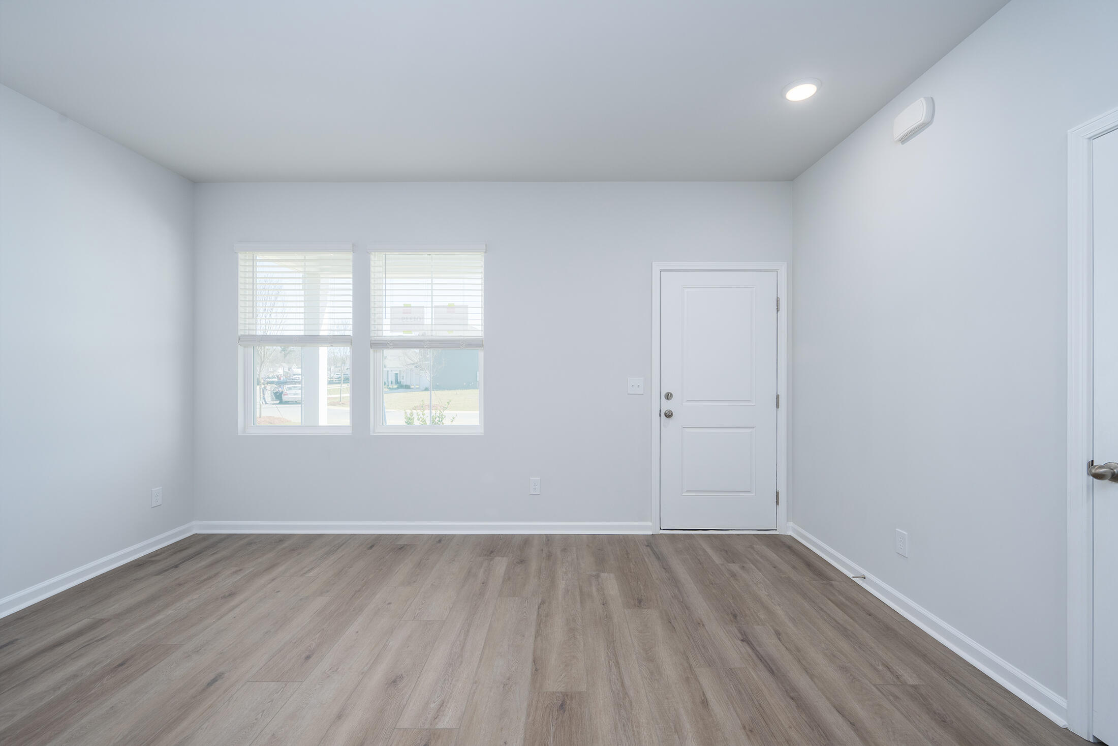737 Meadowbrook Lane