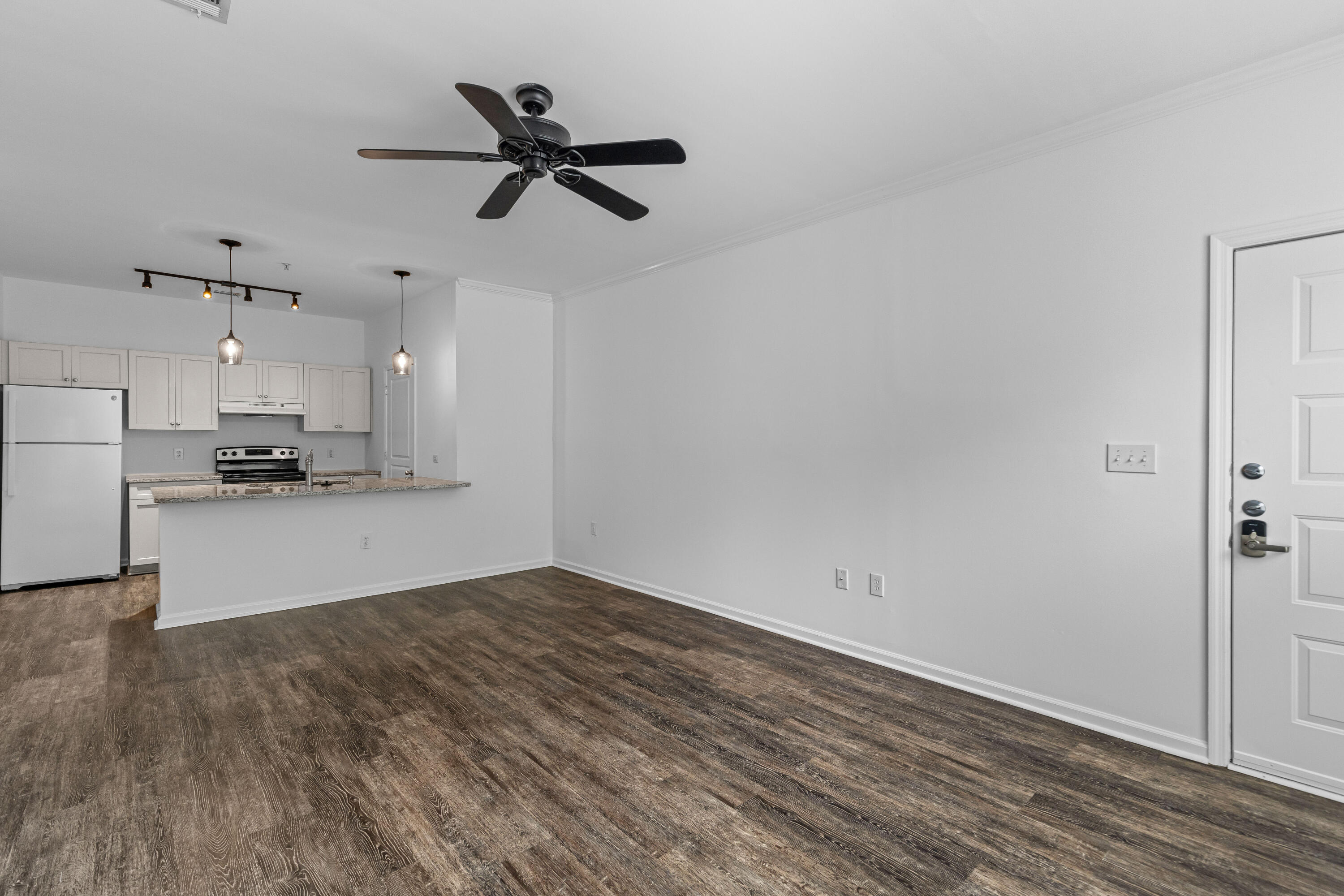 500 Bucksley Lane 205