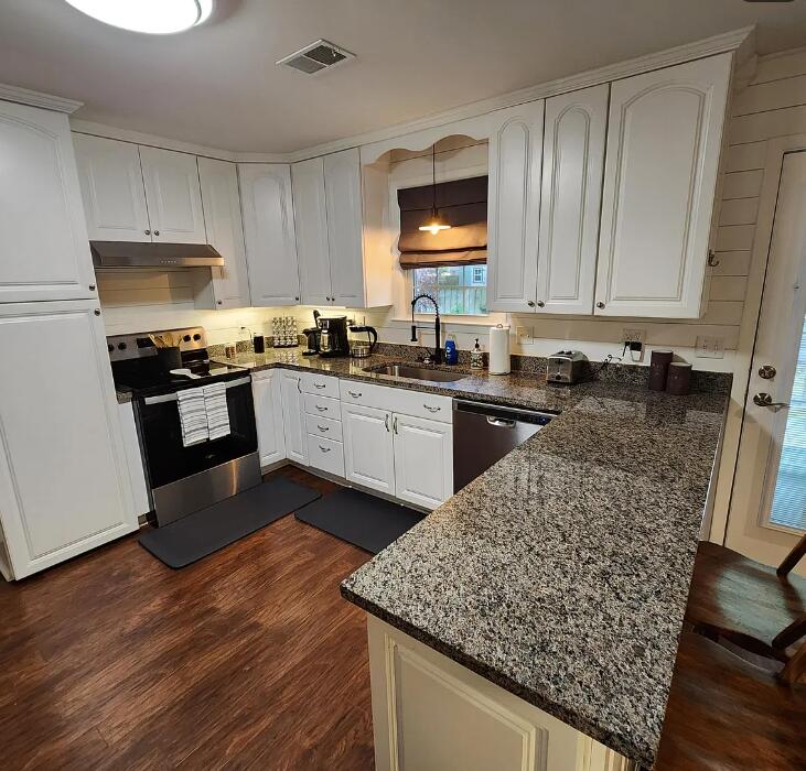 1379 Camp Road