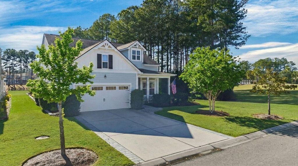 Photo of 403 Four Seasons Boulevard, Summerville, SC 29486 (MLS # 26004930)