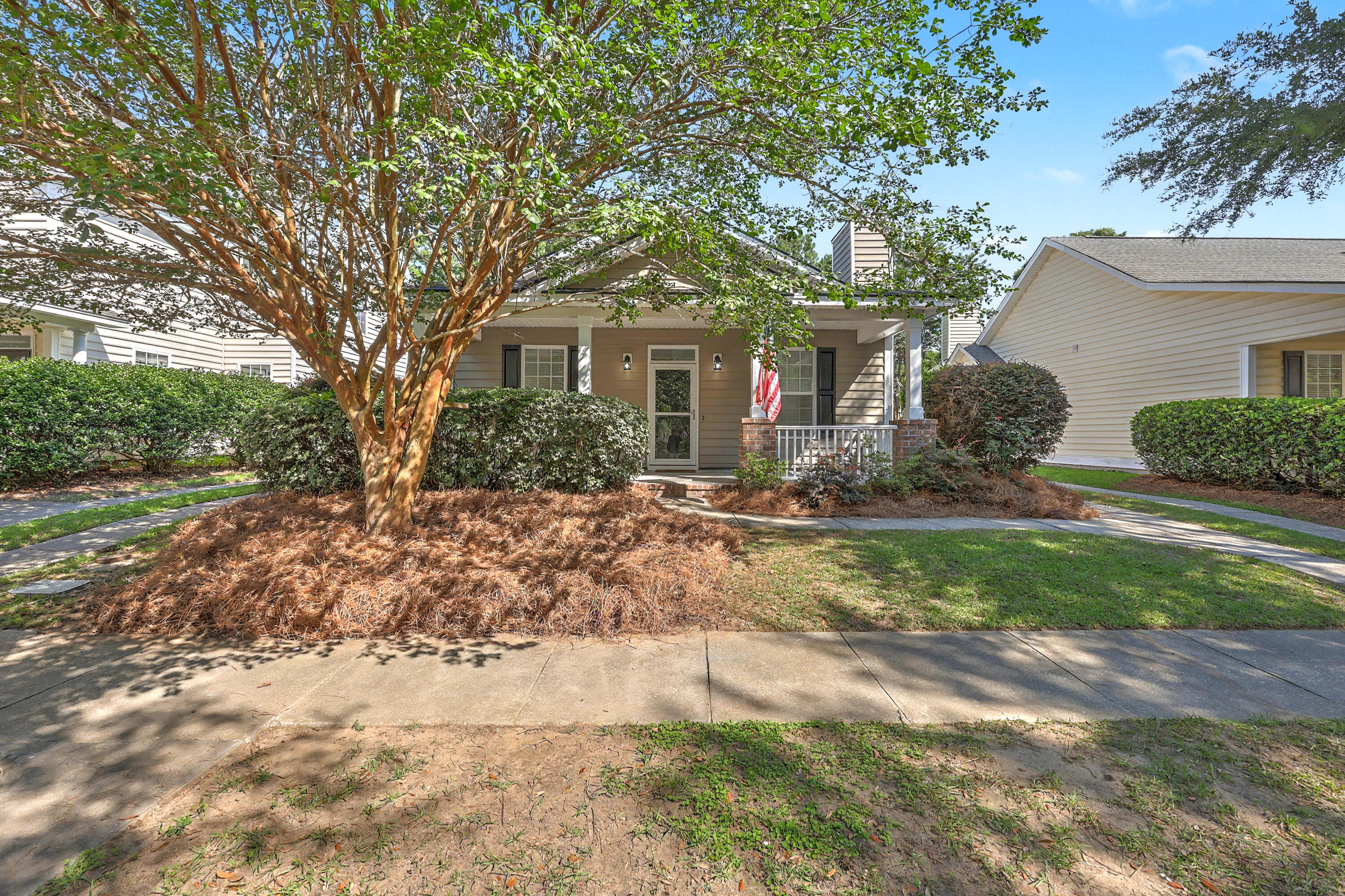 1229 Laurel Park Trail